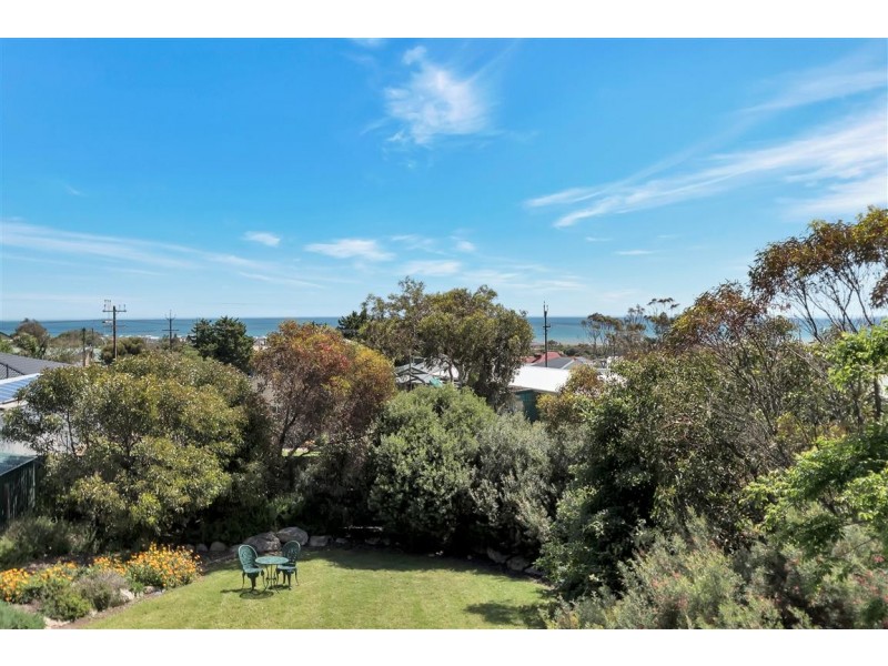 9 Lucerno Crescent, Sellicks Beach SA 5174