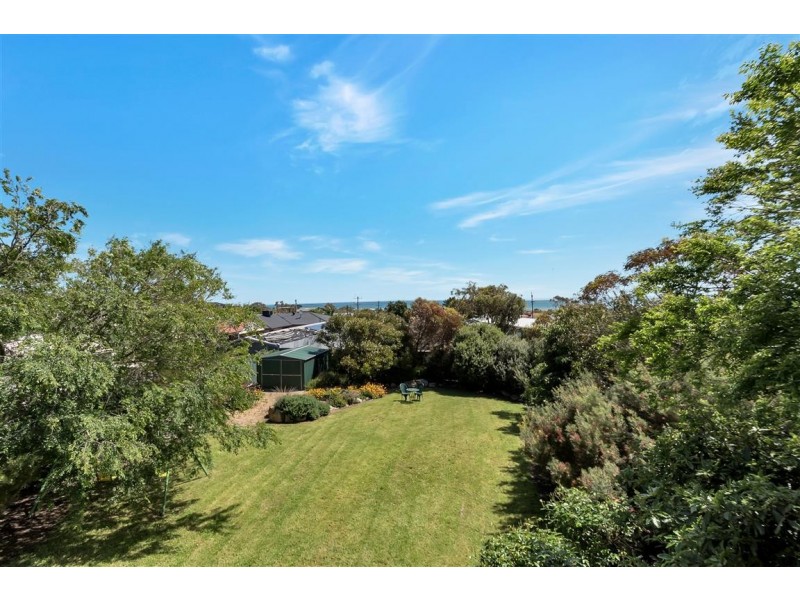 9 Lucerno Crescent, Sellicks Beach SA 5174