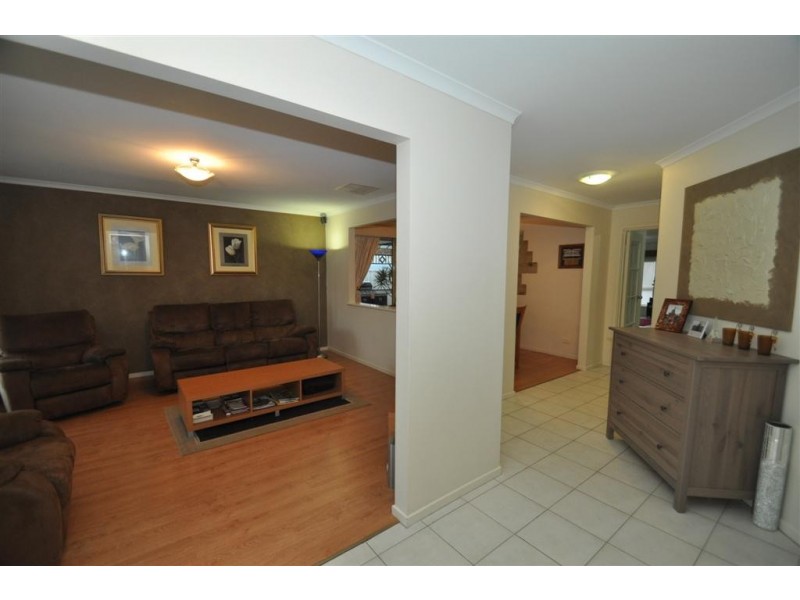 15 Merrivale Drive, Happy Valley SA 5159