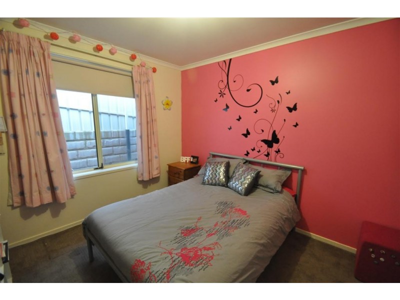 15 Merrivale Drive, Happy Valley SA 5159