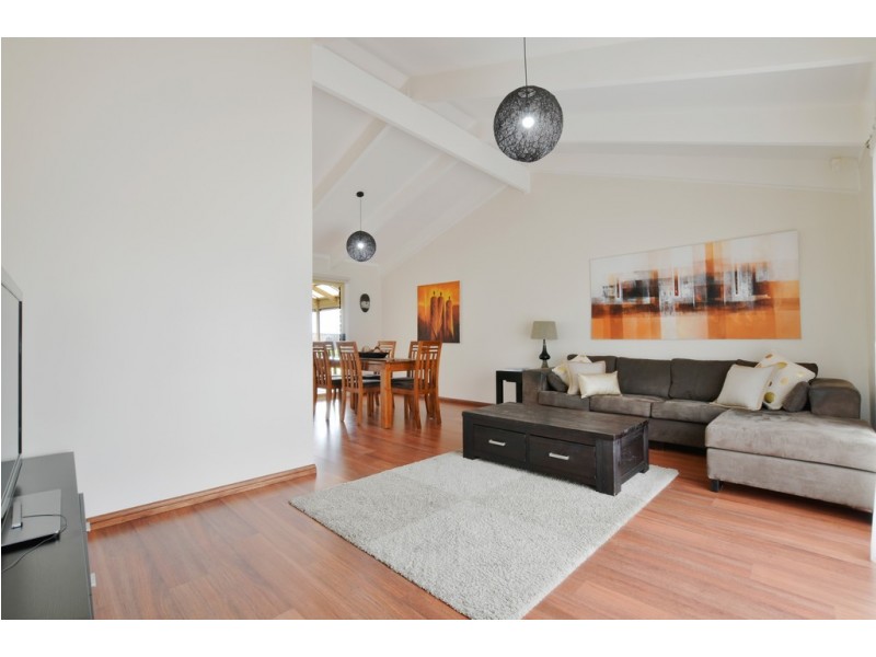 4 Arachne Drive, Hallett Cove SA 5158