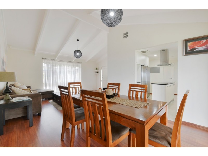 4 Arachne Drive, Hallett Cove SA 5158