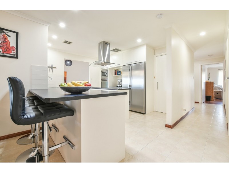 4 Arachne Drive, Hallett Cove SA 5158
