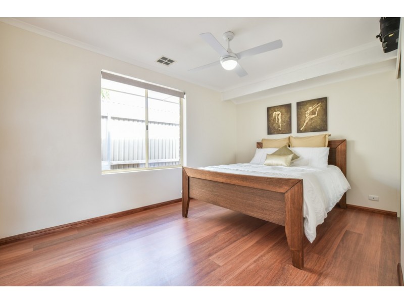 4 Arachne Drive, Hallett Cove SA 5158