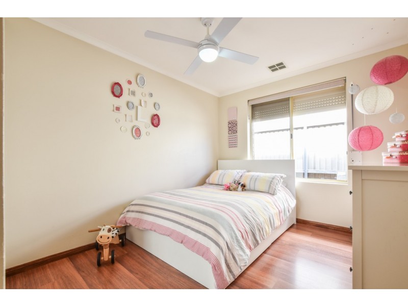 4 Arachne Drive, Hallett Cove SA 5158