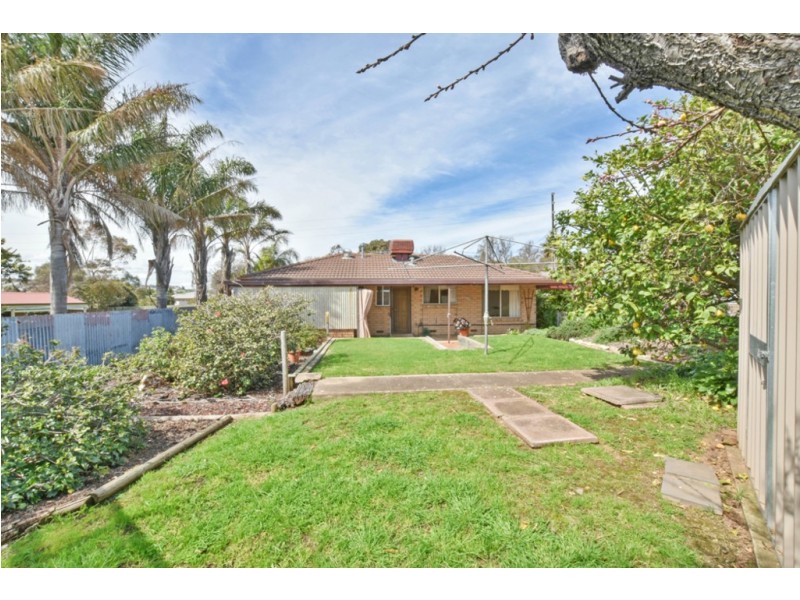 11 Wentworth Street, Moana SA 5169
