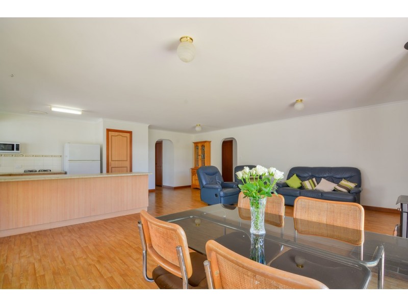 9 Standfield Road, Aldinga Beach SA 5173