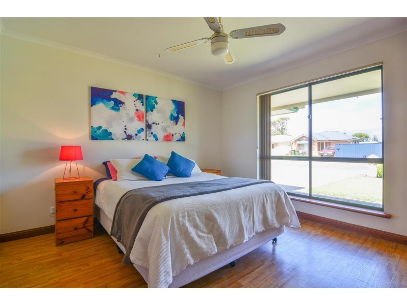 9 Standfield Road, Aldinga Beach SA 5173