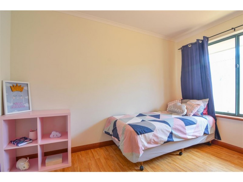 9 Standfield Road, Aldinga Beach SA 5173