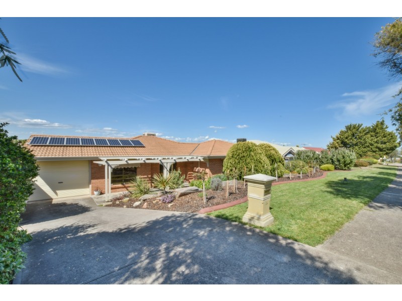 34 Quinvale Road, Hallett Cove SA 5158