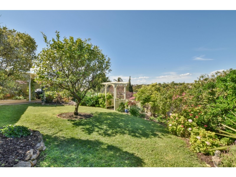 34 Quinvale Road, Hallett Cove SA 5158