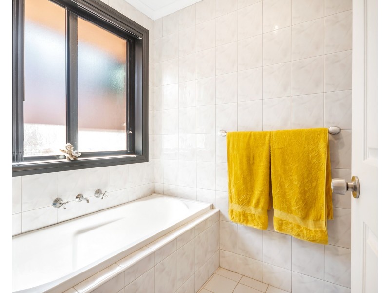 32 Parken Court, Noarlunga Downs SA 5168