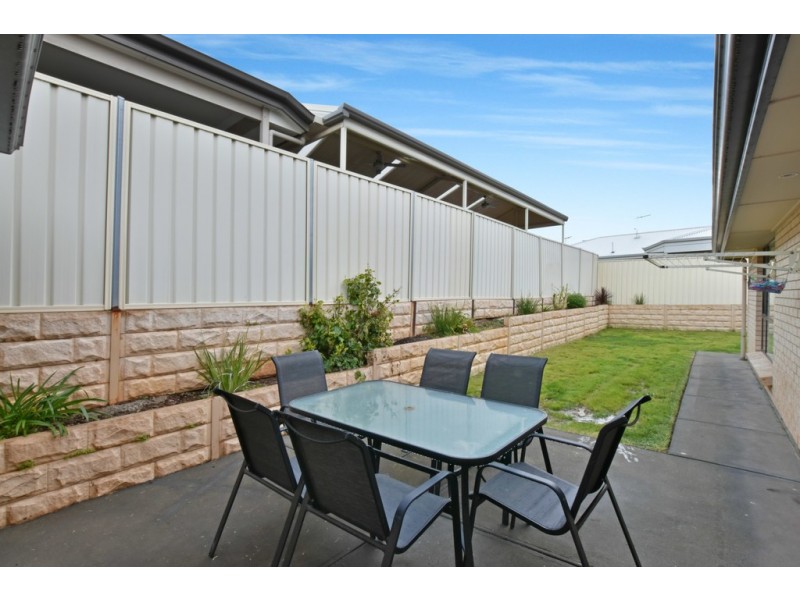 5 Kakadu Drive, Morphett Vale SA 5162