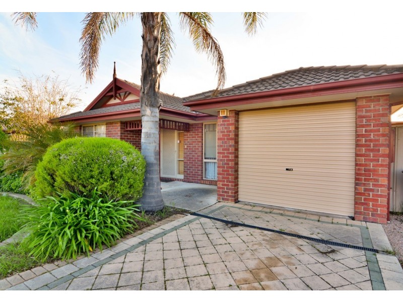 62 Warburton Drive, Woodcroft SA 5162