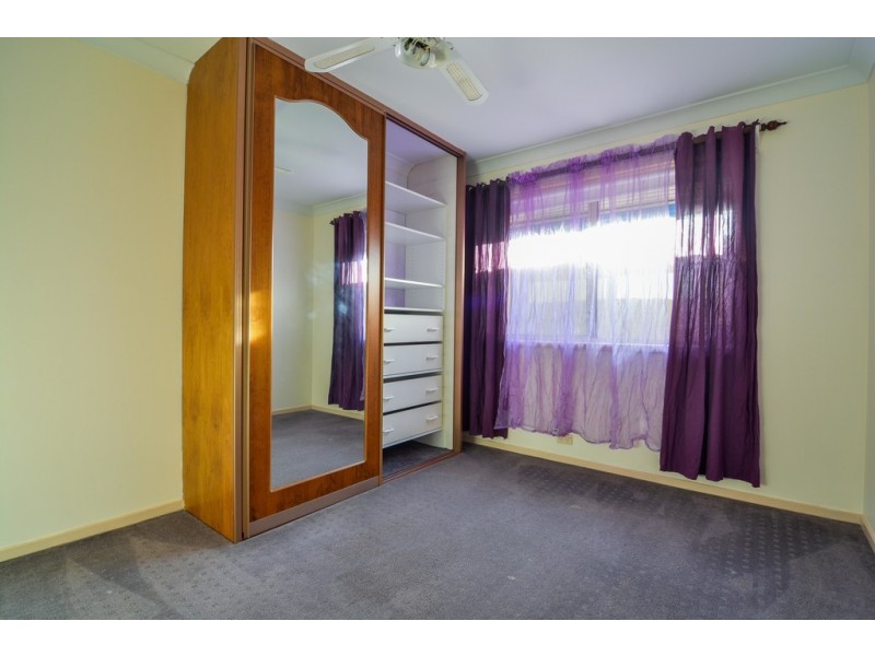 62 Warburton Drive, Woodcroft SA 5162