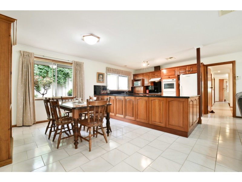 14 Pridham Court, Aberfoyle Park SA 5159