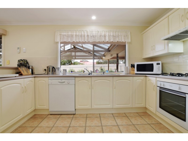 20 Talladira Way, Woodcroft SA 5162