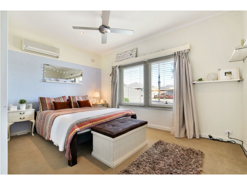 1A Parslow Road, Marion SA 5043