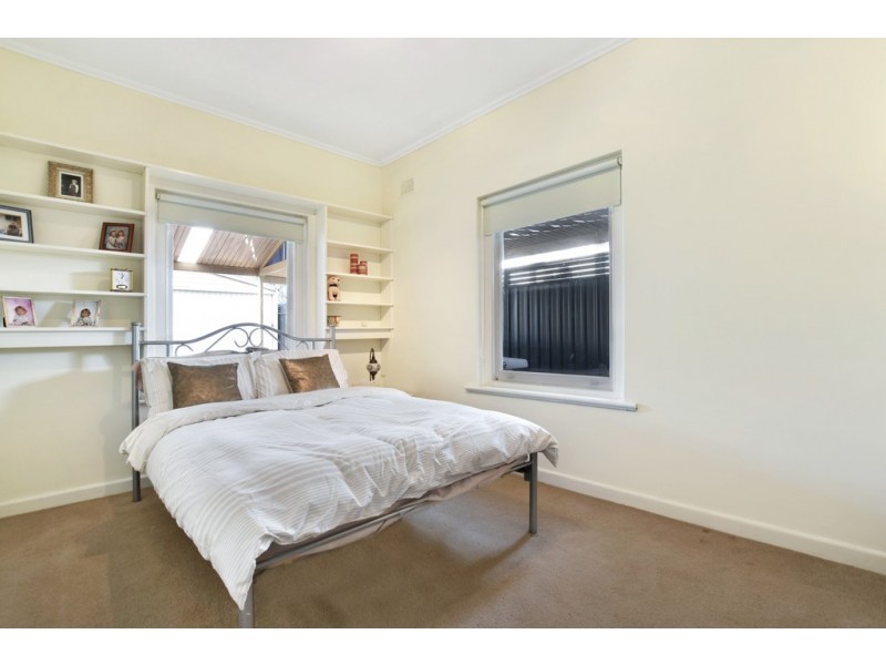 1A Parslow Road, Marion SA 5043