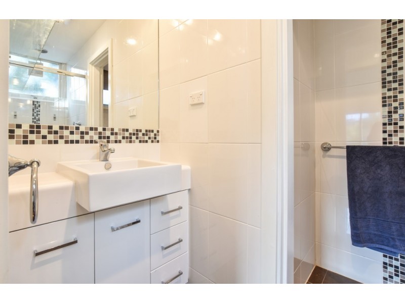 1A Parslow Road, Marion SA 5043