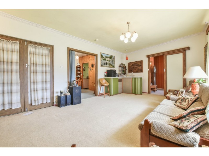 11 Sherwood Drive, Oaklands Park SA 5046