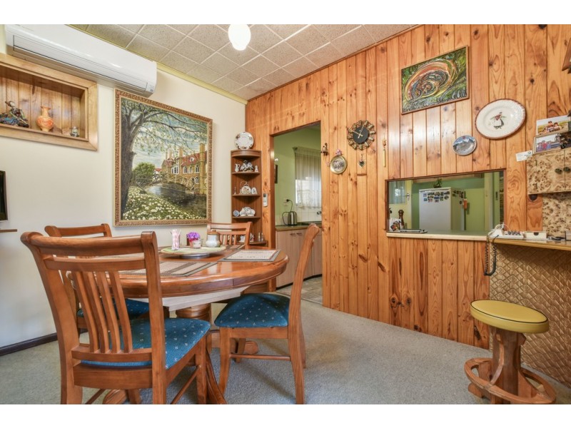 11 Sherwood Drive, Oaklands Park SA 5046