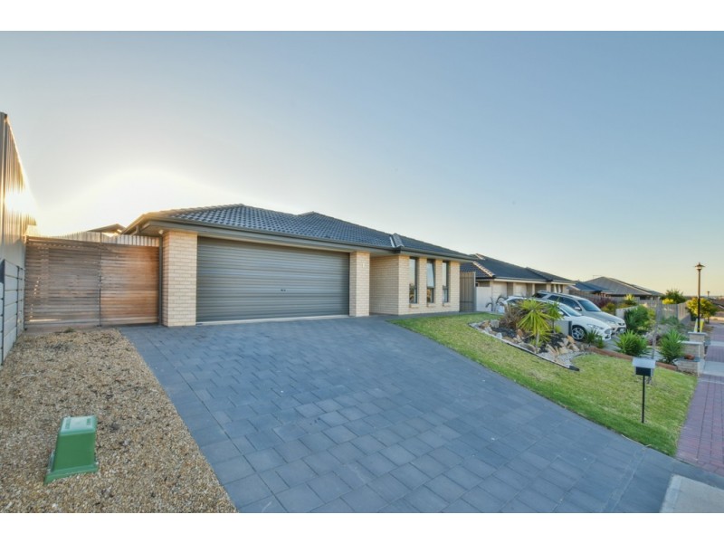 7 Manly Court, Seaford Rise SA 5169