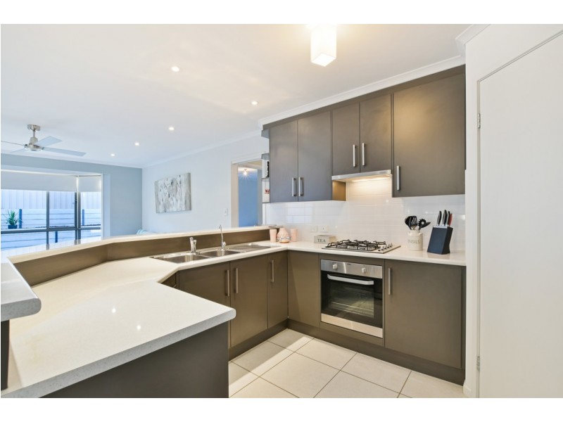 7 Manly Court, Seaford Rise SA 5169
