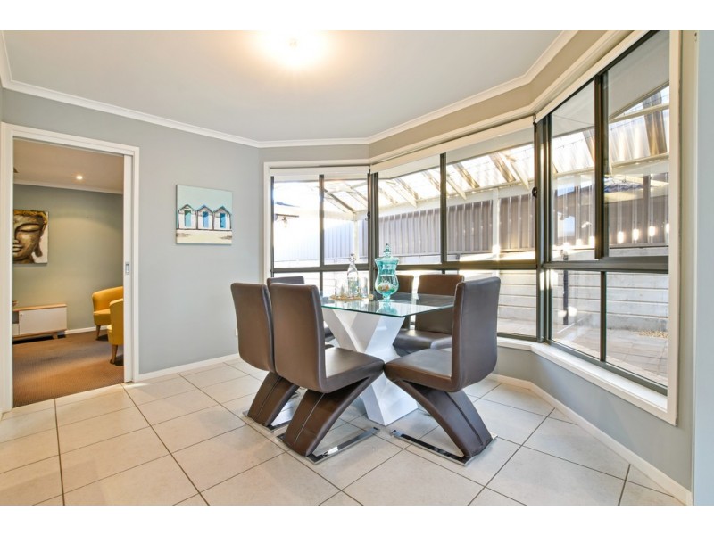 7 Manly Court, Seaford Rise SA 5169