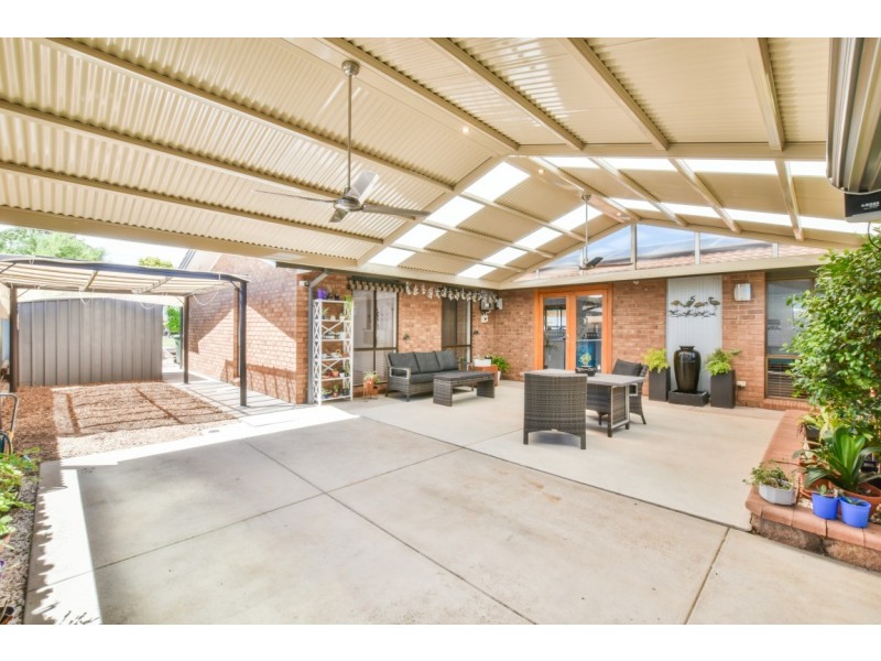 12 Adam Road, Morphett Vale SA 5162