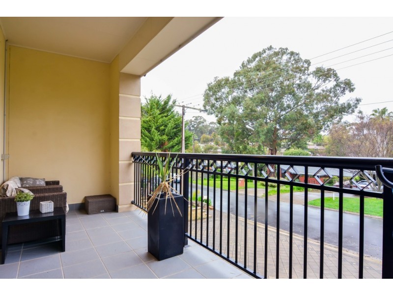 15 Blyth Street, Happy Valley SA 5159