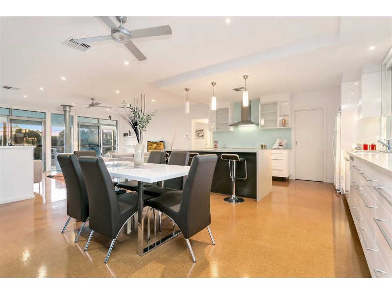 21 Coolangatta Drive, Aldinga Beach SA 5173