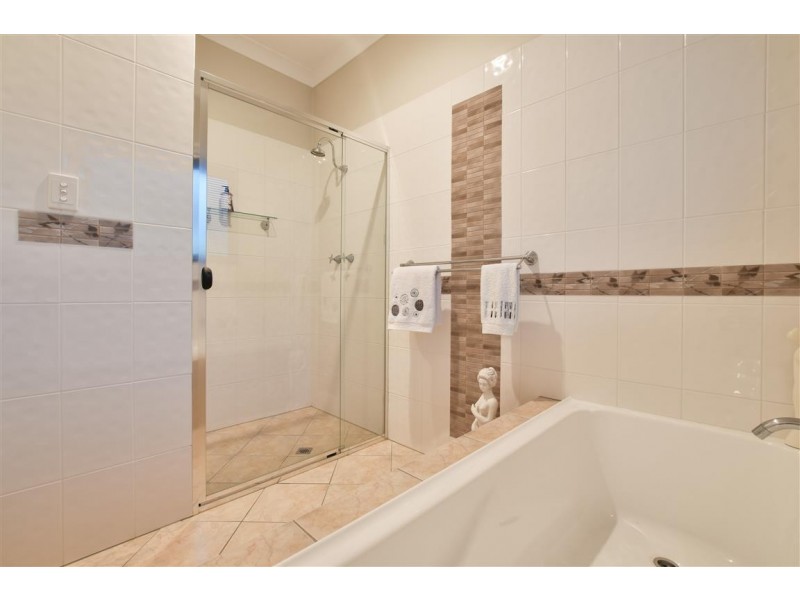 8 Lady Bay Road (Lady Bay), Normanville SA 5204