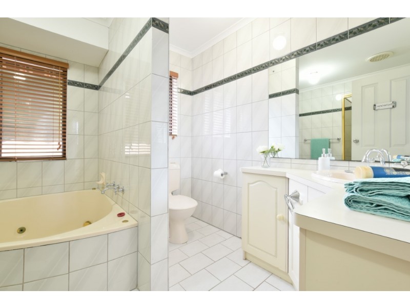 57 Cliff Avenue, Port Noarlunga South SA 5167