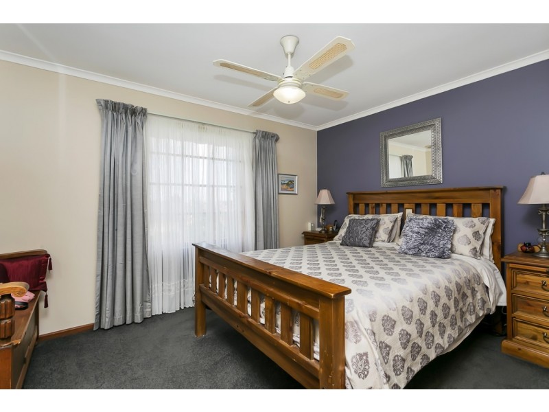 23 Perry Road, Huntfield Heights SA 5163