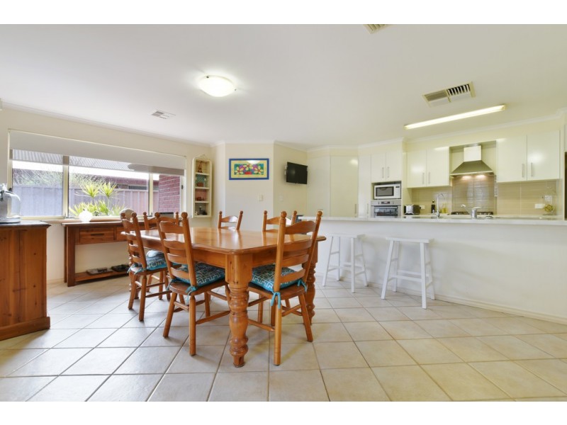 2 Epsilon Close, Woodcroft SA 5162