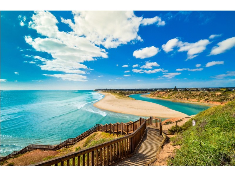 205 and 205a Esplanade, Port Noarlunga South SA 5167