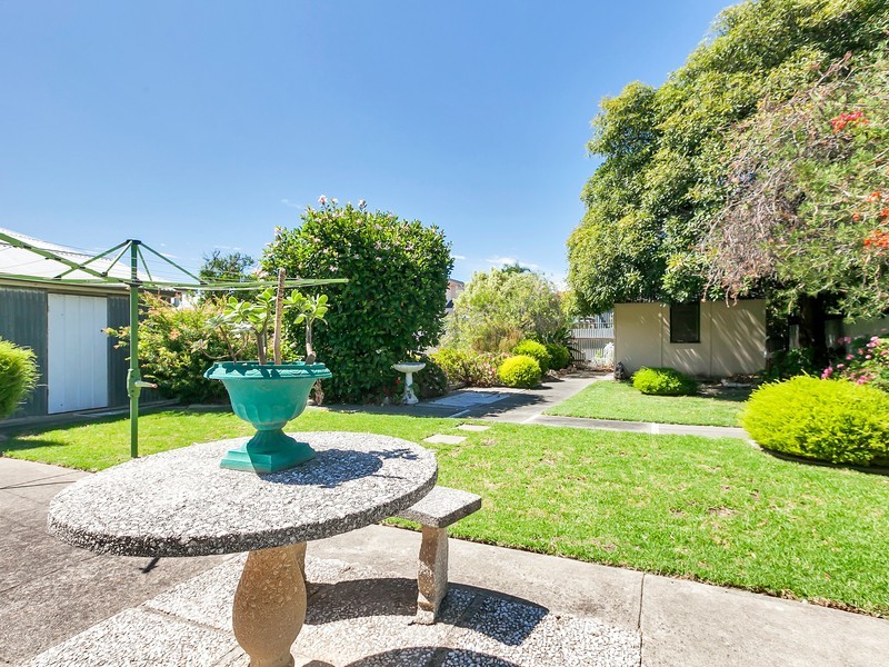 10 Bourlang Ave, Camden Park SA 5038