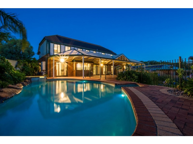 14 Shetland Street, Woodcroft SA 5162