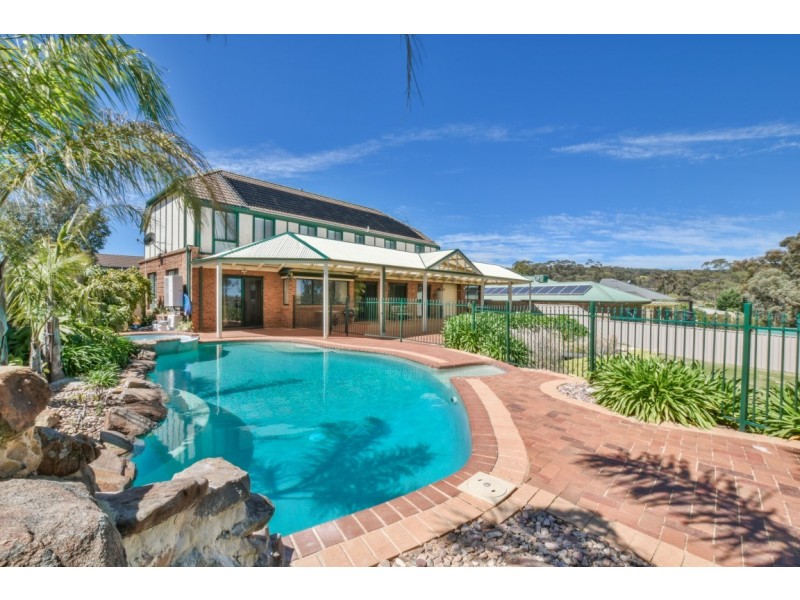 14 Shetland Street, Woodcroft SA 5162