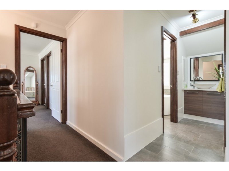 14 Shetland Street, Woodcroft SA 5162