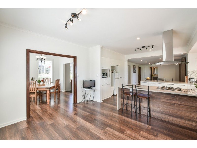 14 Shetland Street, Woodcroft SA 5162