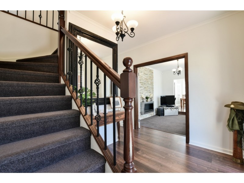 14 Shetland Street, Woodcroft SA 5162