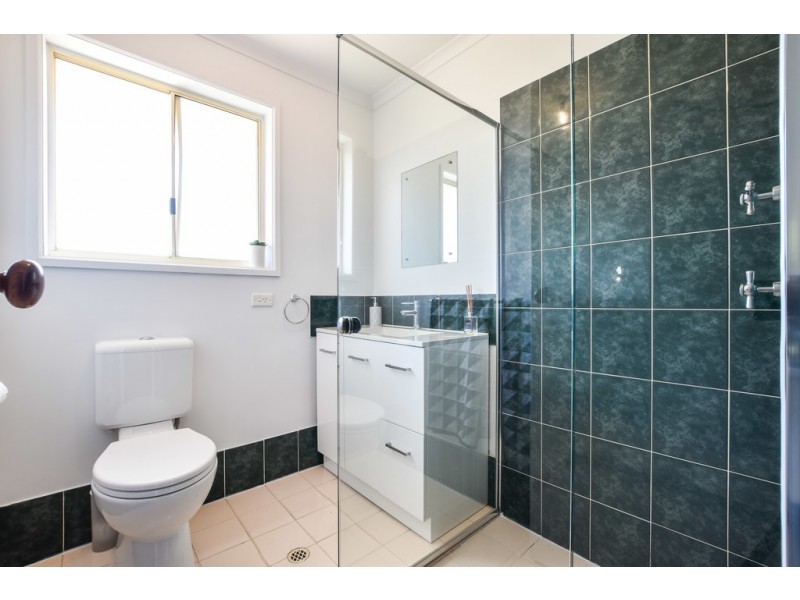 1 Curtin Court, Trott Park SA 5158