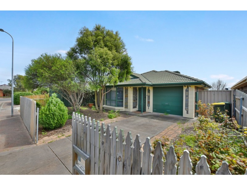 2 Aloisi Court, Woodcroft SA 5162