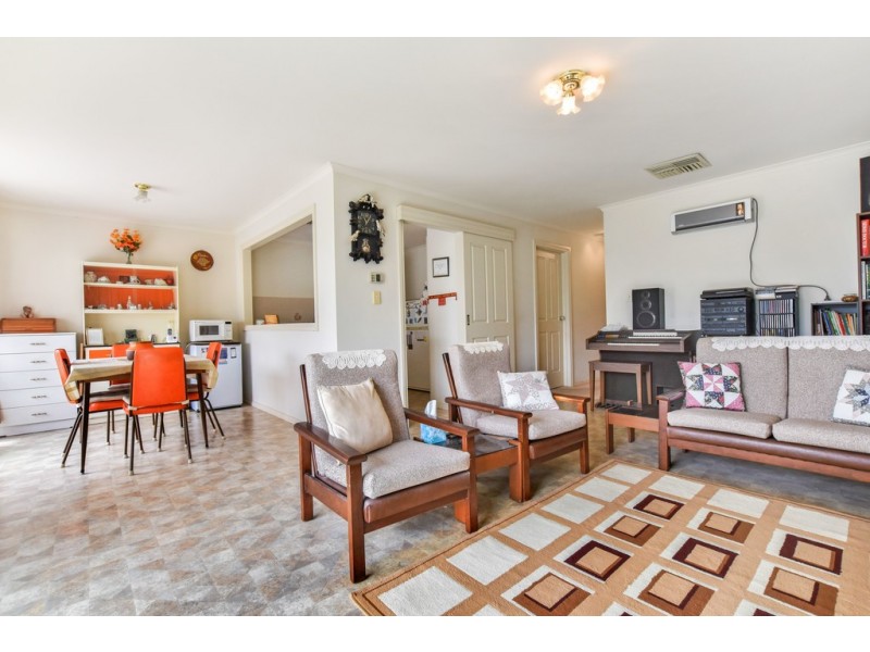 2 Aloisi Court, Woodcroft SA 5162