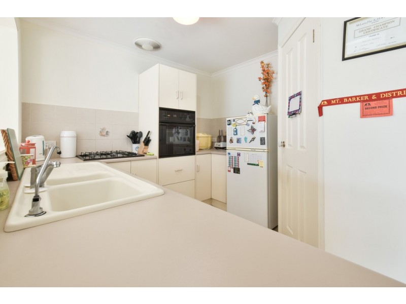 2 Aloisi Court, Woodcroft SA 5162