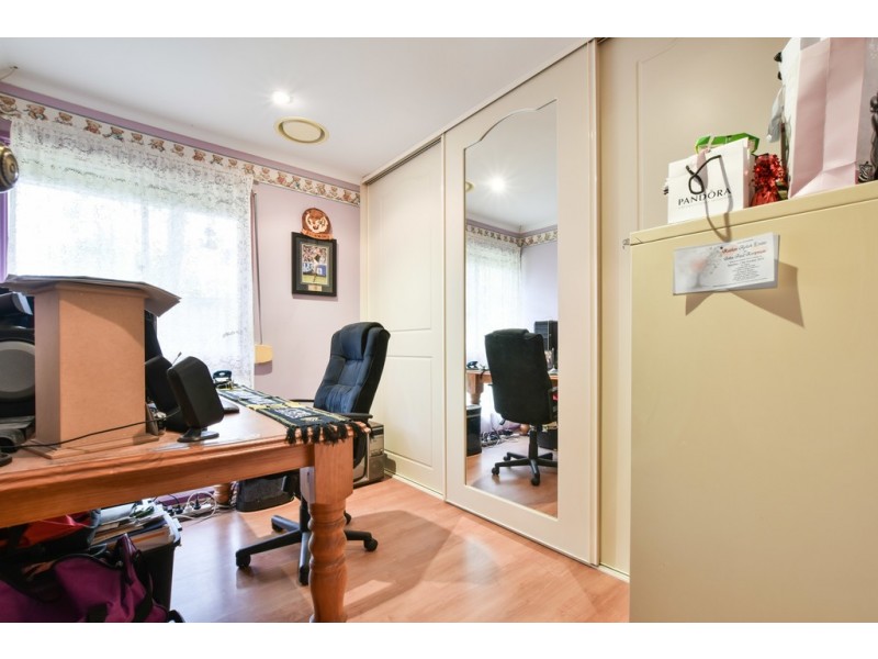 22 Mason Avenue, Happy Valley SA 5159