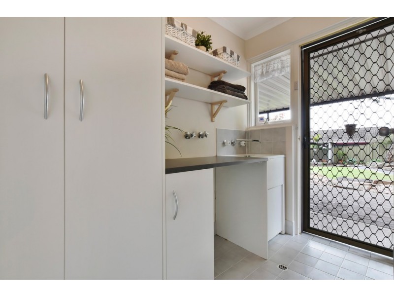 21 Sherebrooke Boulevard, Woodcroft SA 5162