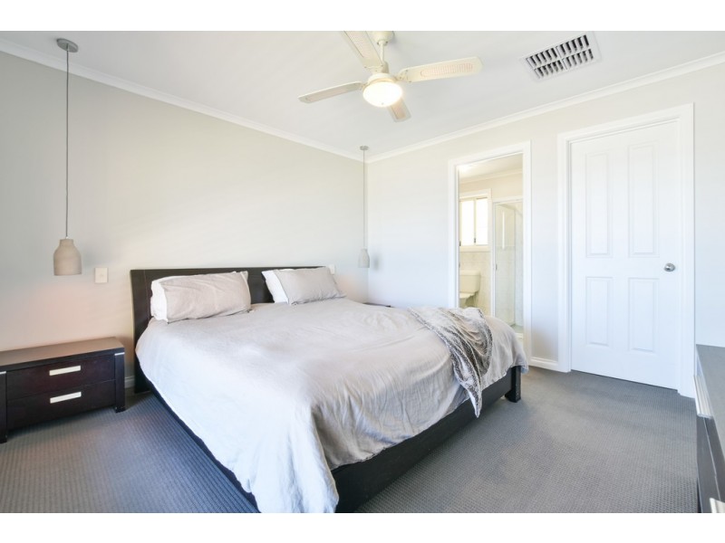 2 Ketch Court, Aldinga Beach SA 5173